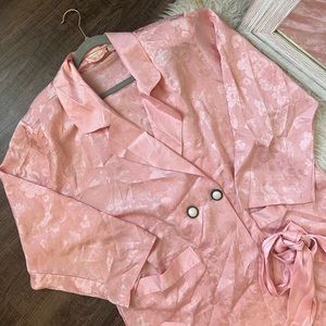 Rare vintage gold label Victoria’s Secret robe kimono sleep small shoulder pads